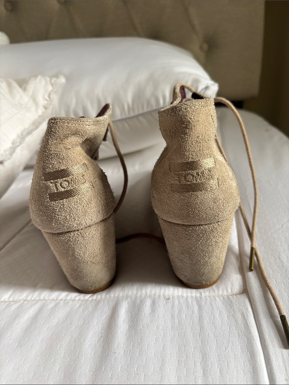 Toms Women's Suede Lace-Up Block Heel in Beige